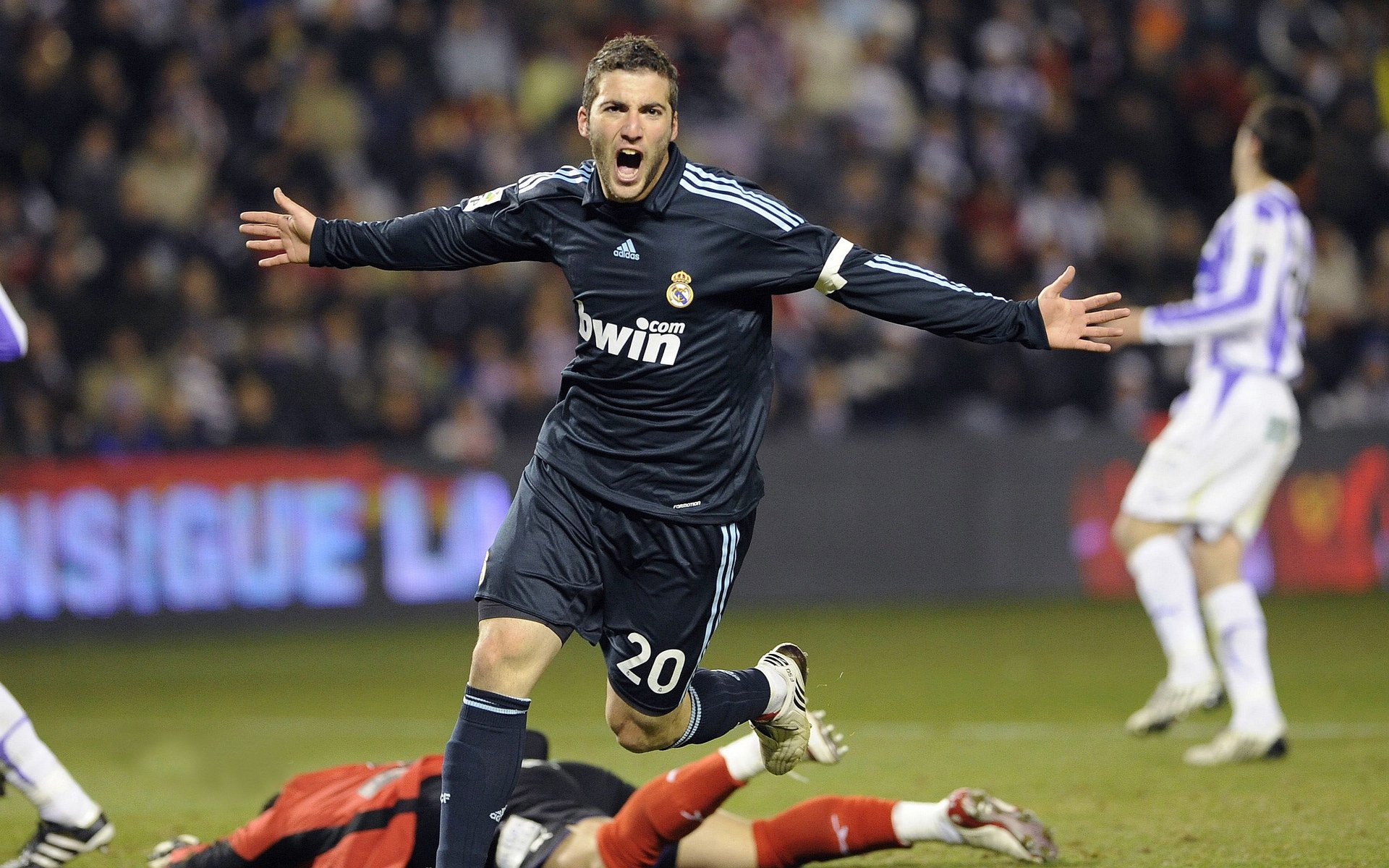 逆境中逆袭：那些用信念成就奇迹的球队，逆境出奇迹的例子